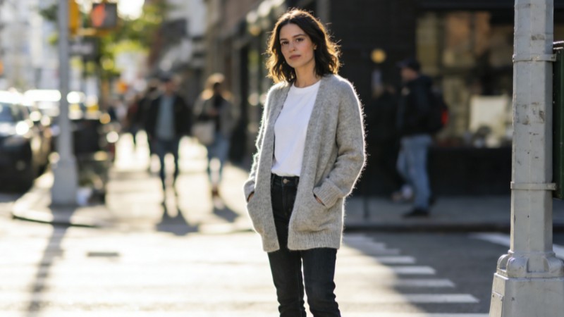 Cashmere Fabric Guide: Softness, Warmth & Performance